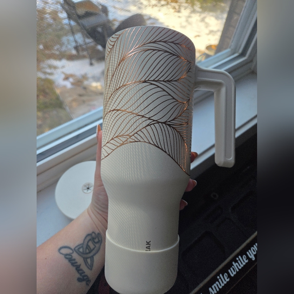 White Travel Mug with Gold Leaf Design